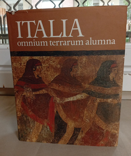 Italia omnium terrarum alumna